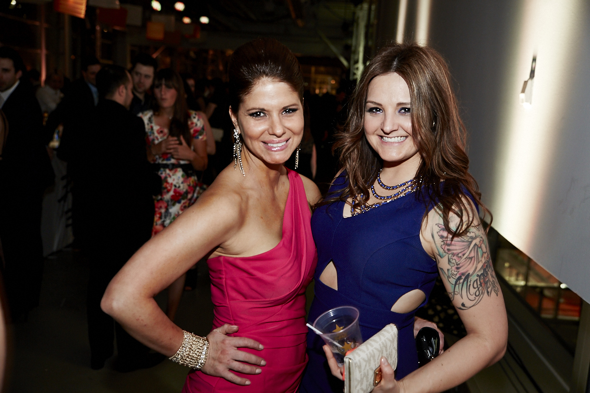 Robes longues, saké et jolies fleurs japonaises à l'occasion du Bal du Mont-Royal 2015