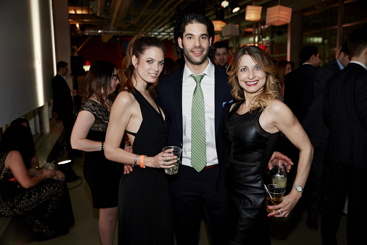 Robes longues, saké et jolies fleurs japonaises à l'occasion du Bal du Mont-Royal 2015