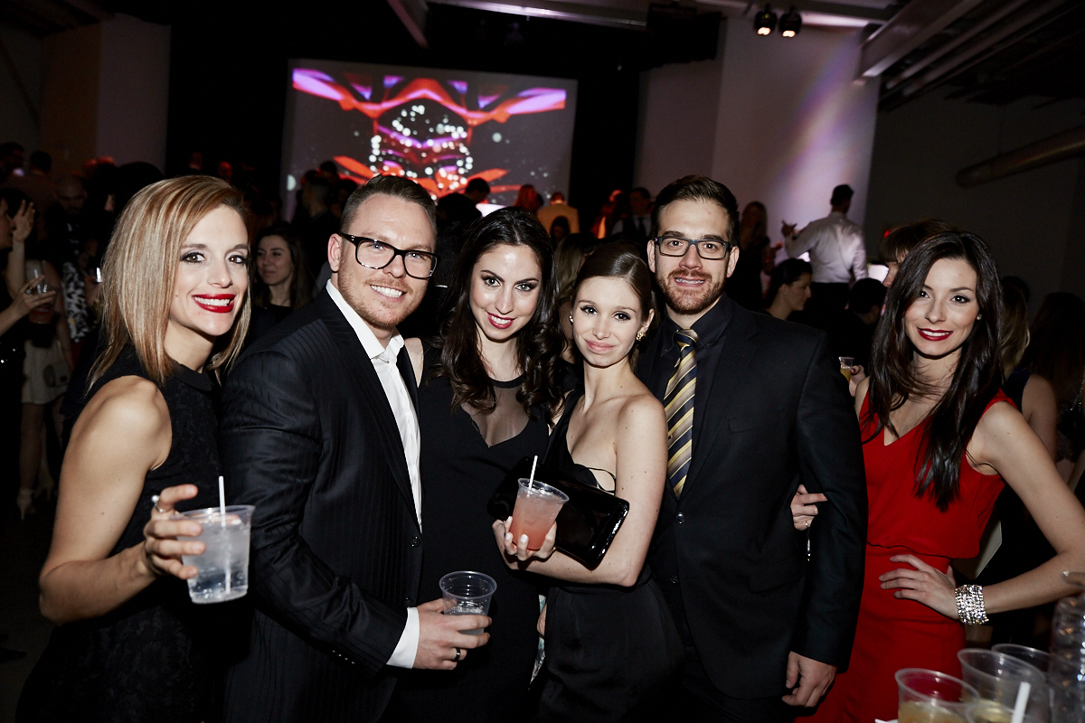 Robes longues, saké et jolies fleurs japonaises à l'occasion du Bal du Mont-Royal 2015