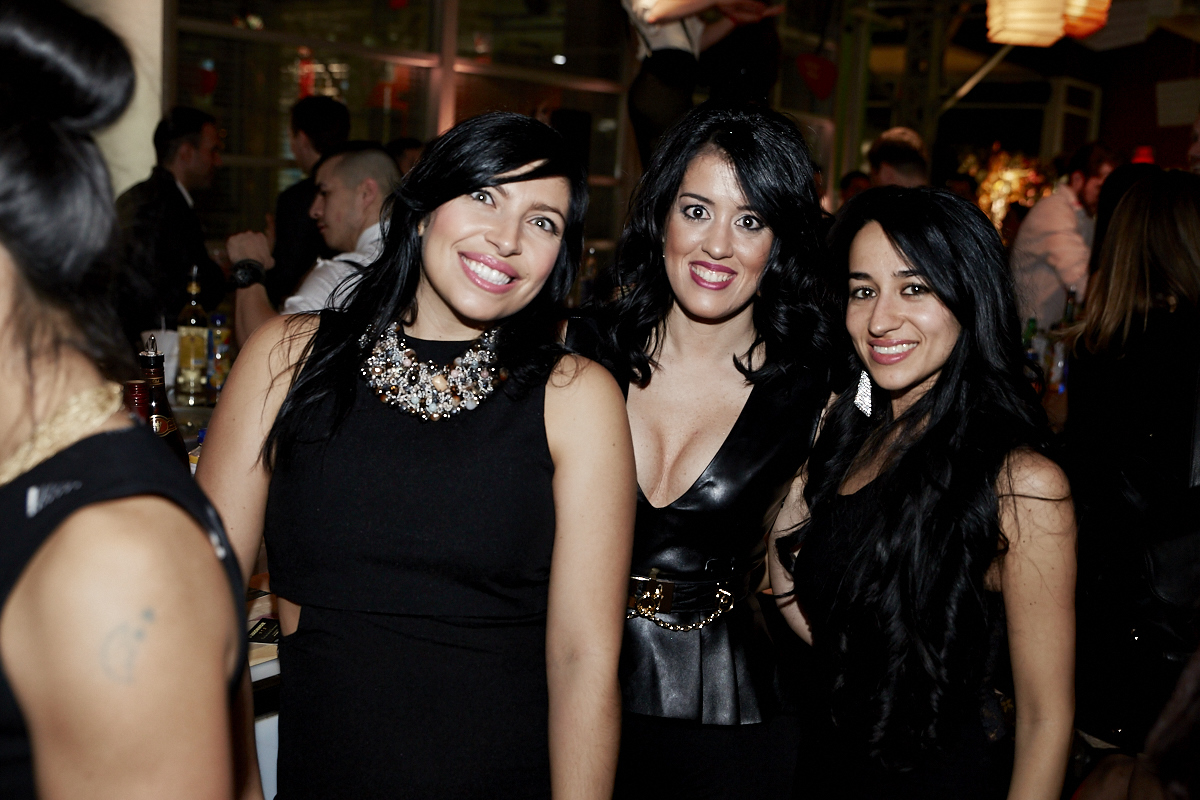 Robes longues, saké et jolies fleurs japonaises à l'occasion du Bal du Mont-Royal 2015