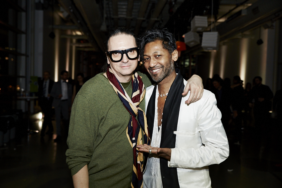 Robes longues, saké et jolies fleurs japonaises à l'occasion du Bal du Mont-Royal 2015