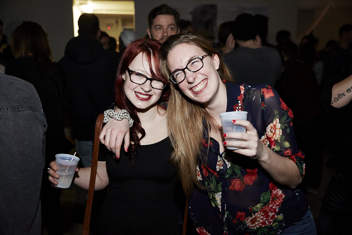 6 ans du collectif MASSIVart, ça en fait du hipsters au même endroit!