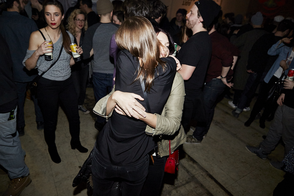 6 ans du collectif MASSIVart, ça en fait du hipsters au même endroit!