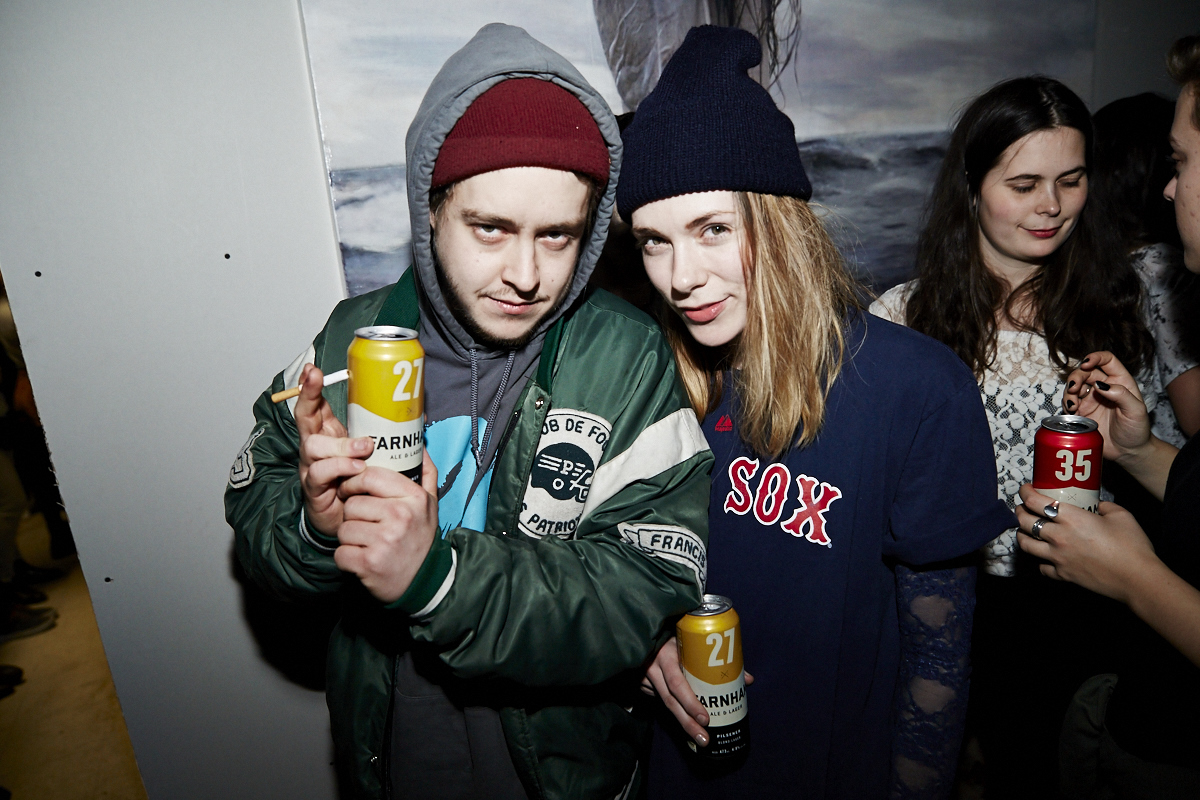 6 ans du collectif MASSIVart, ça en fait du hipsters au même endroit!