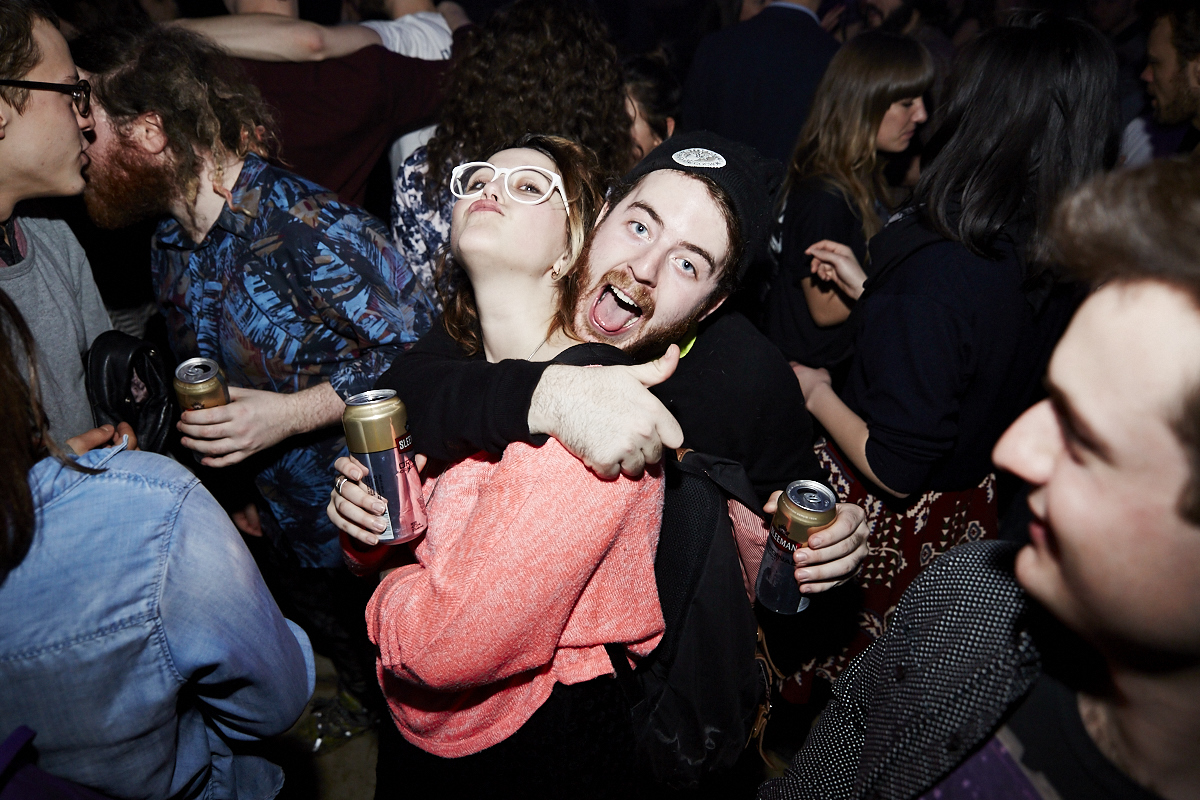 6 ans du collectif MASSIVart, ça en fait du hipsters au même endroit!