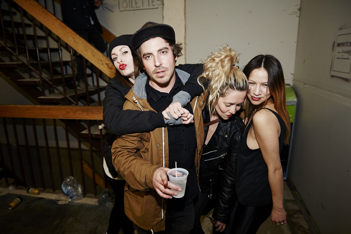 6 ans du collectif MASSIVart, ça en fait du hipsters au même endroit!