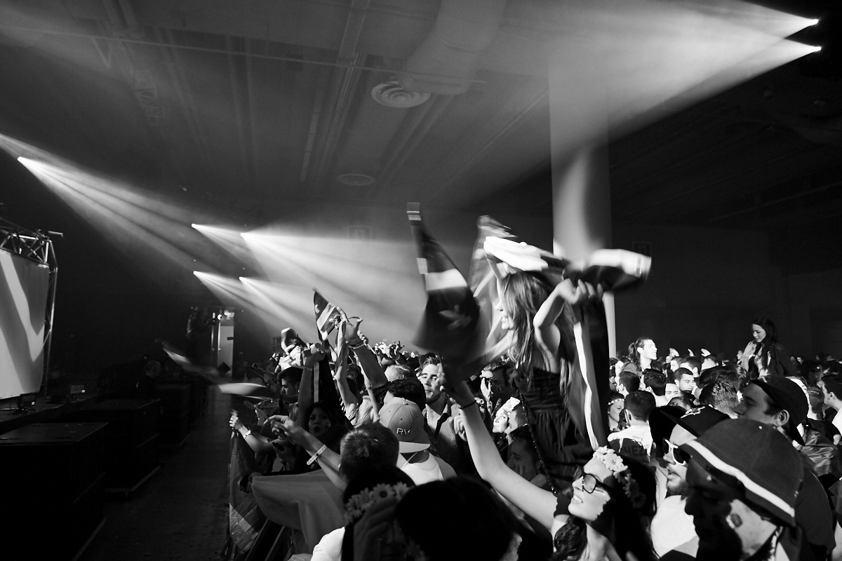 REP YOUR FLAG : dis-moi quel est ton drapeau et je te dirai qui tu es!