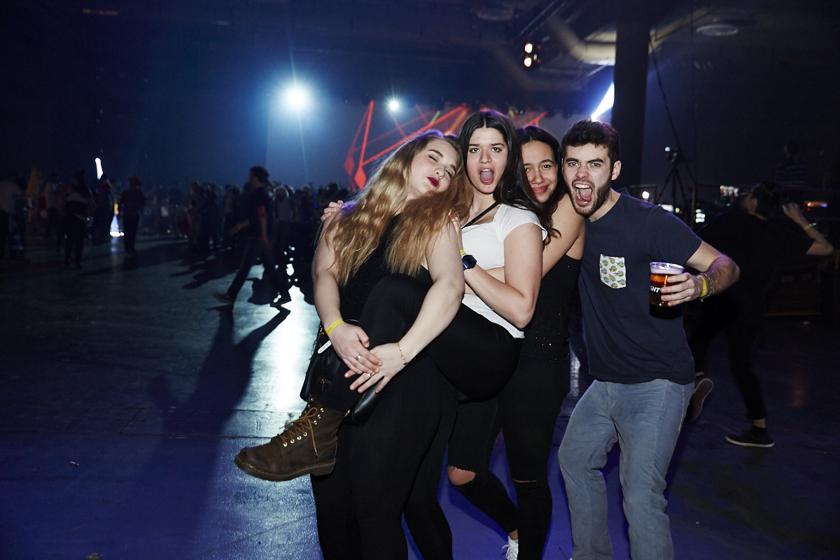 REP YOUR FLAG : dis-moi quel est ton drapeau et je te dirai qui tu es!