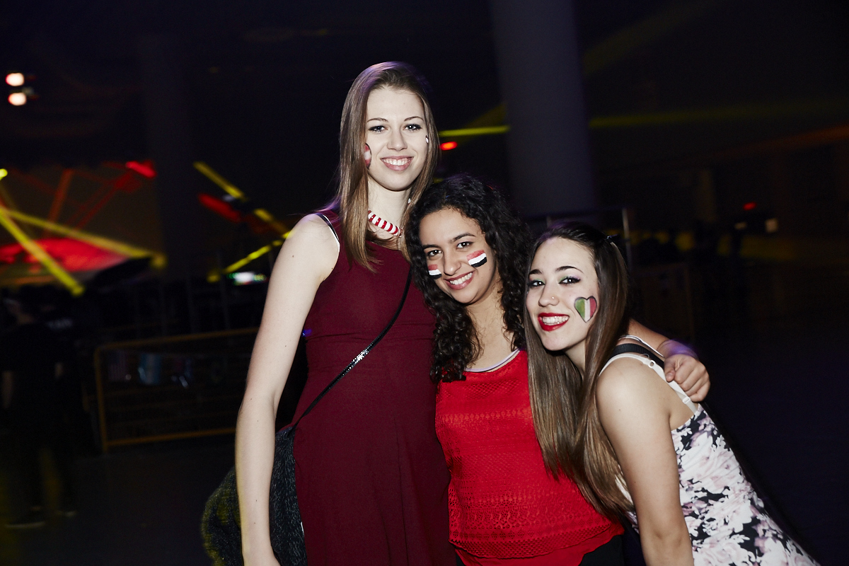 REP YOUR FLAG : dis-moi quel est ton drapeau et je te dirai qui tu es!