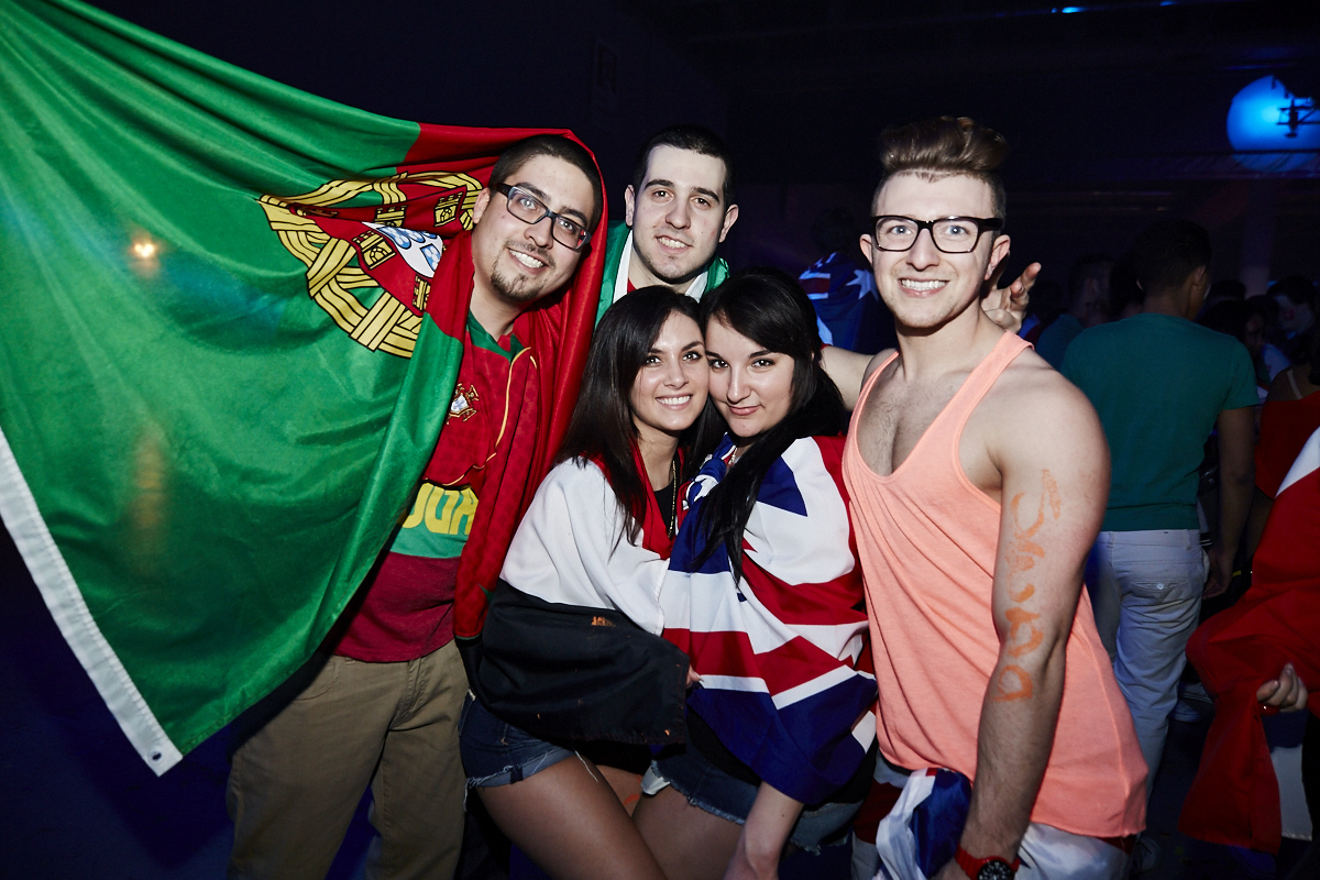 REP YOUR FLAG : dis-moi quel est ton drapeau et je te dirai qui tu es!