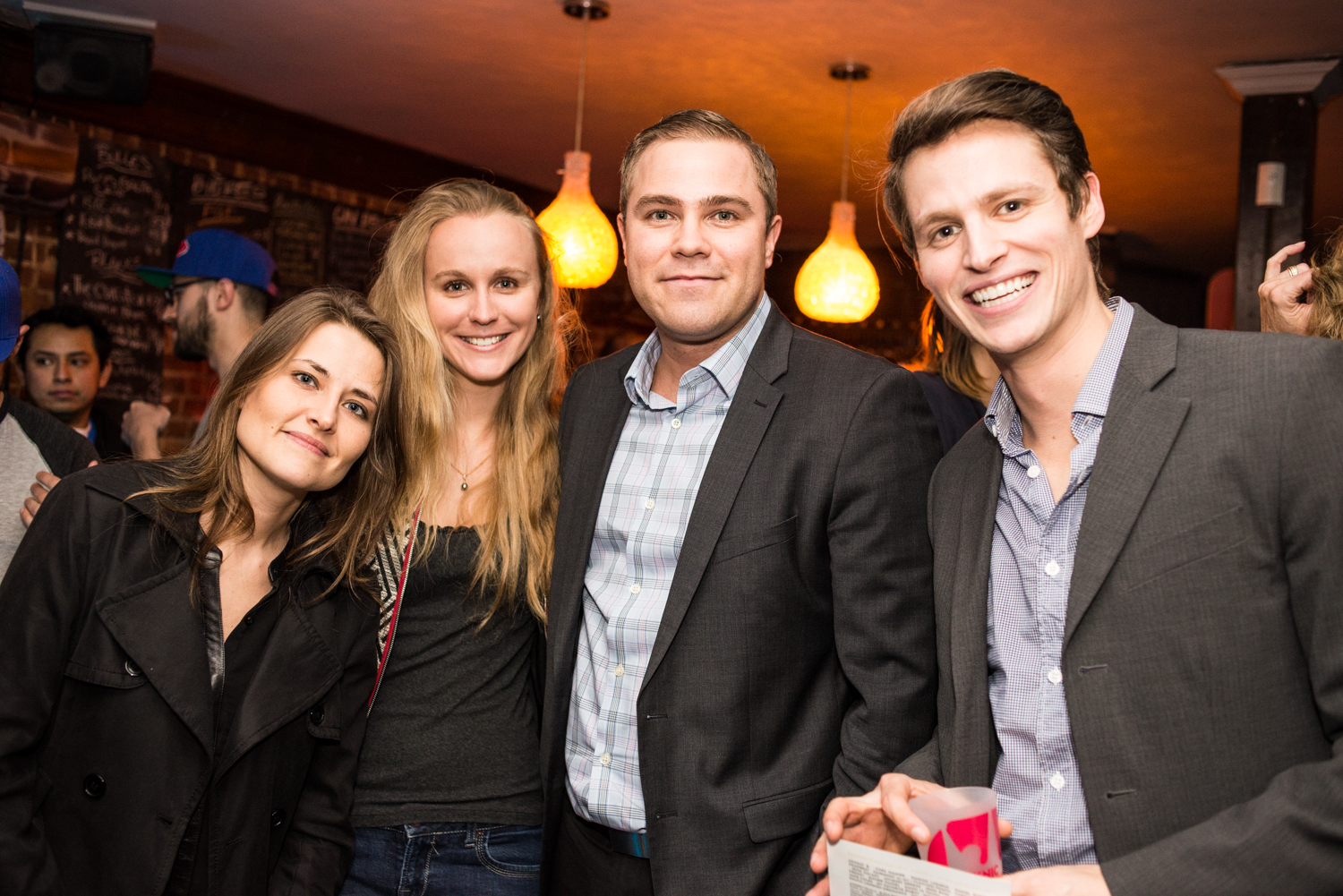 Hot-dogs et cocktails lancent la saison du Piknic Électronik au Bleury-Bar à Vinyle