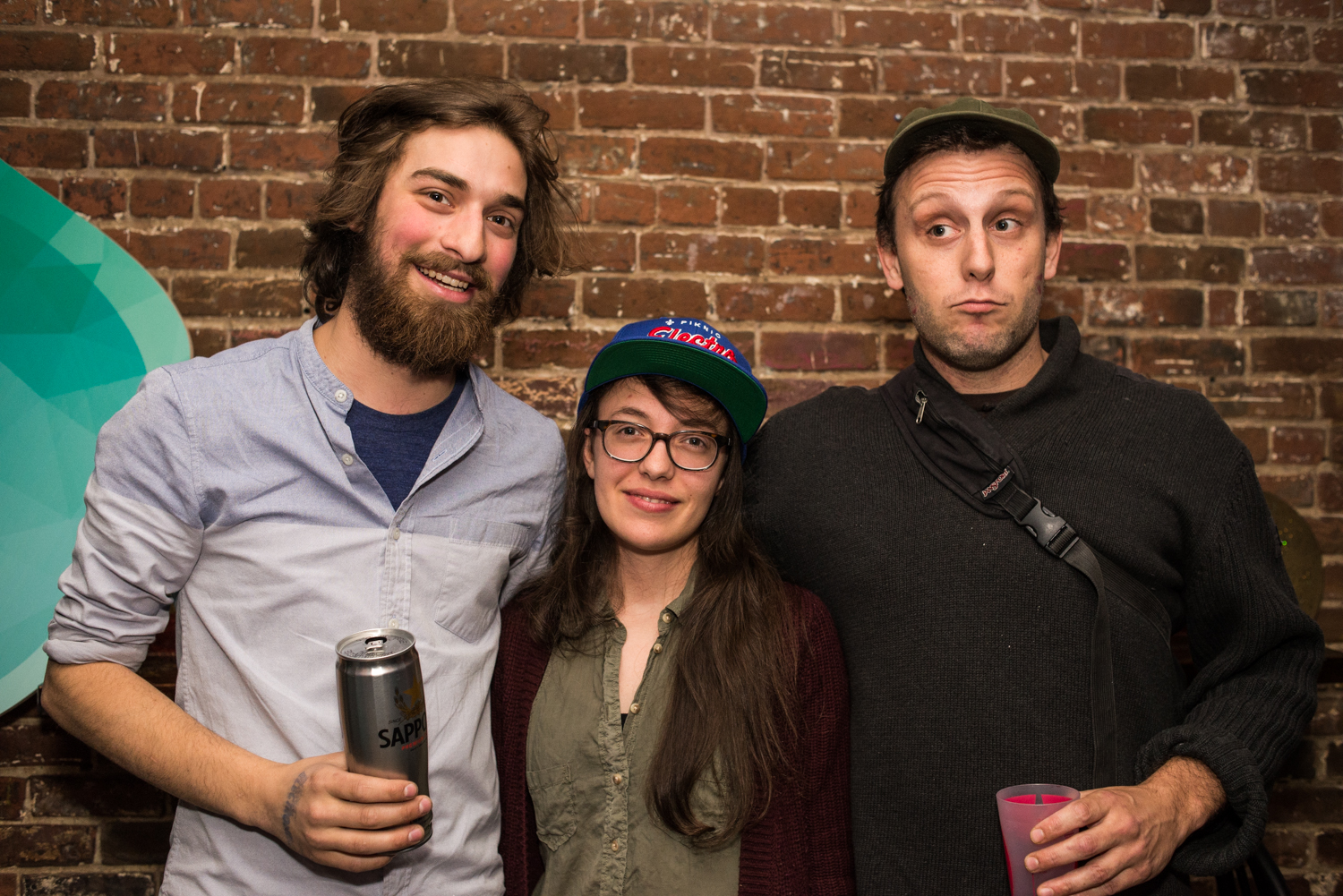 Hot-dogs et cocktails lancent la saison du Piknic Électronik au Bleury-Bar à Vinyle