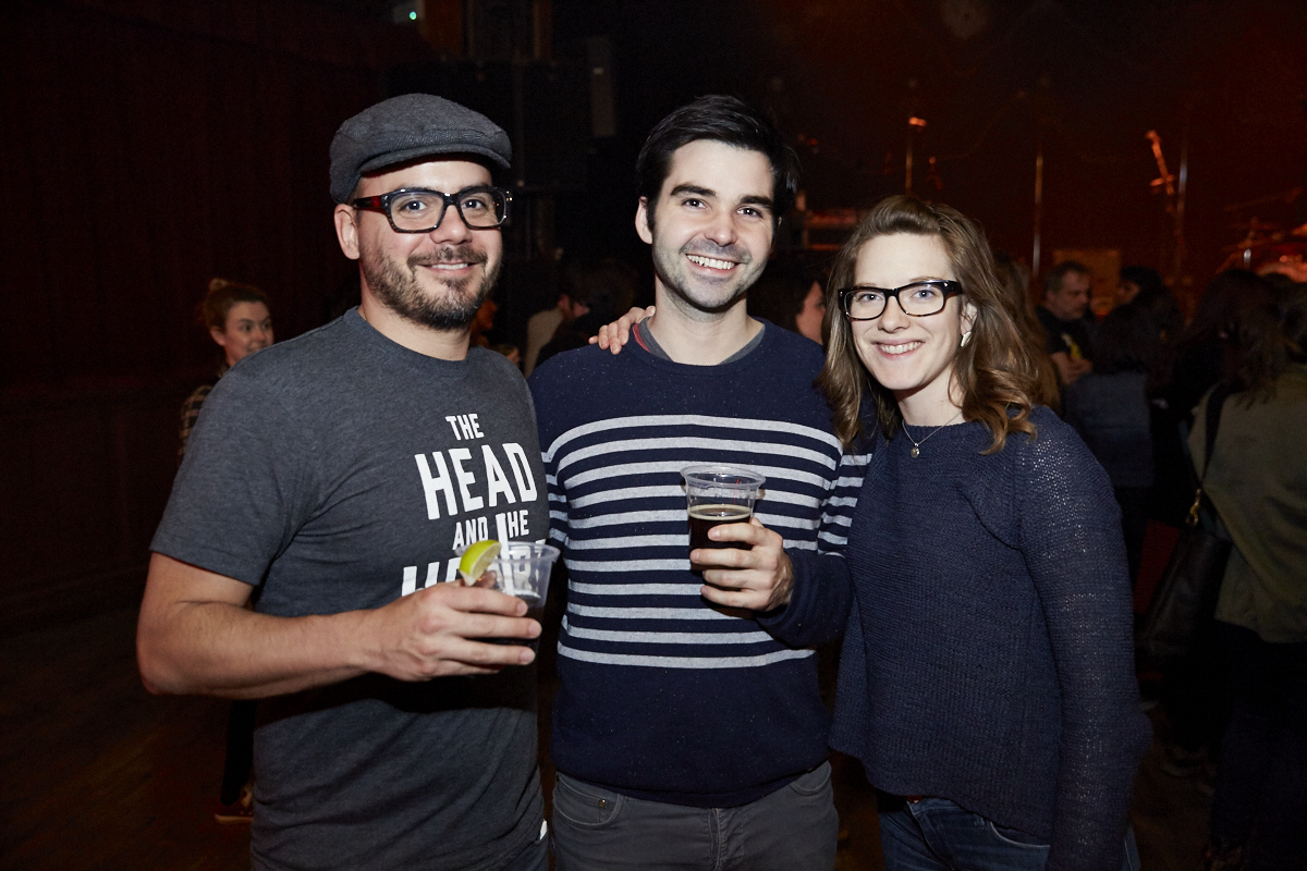José Gonzalez offre un show très intime à guichets fermés et charme les Montréalais au Théâtre Corona