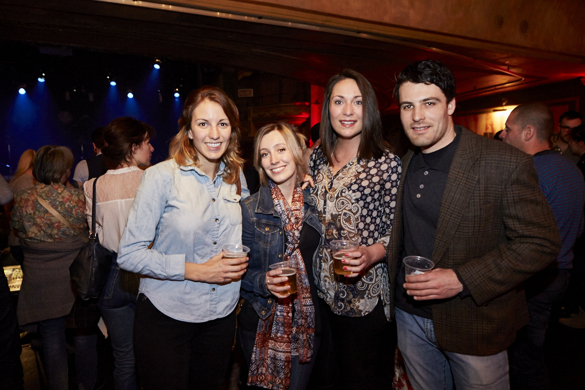 José Gonzalez offre un show très intime à guichets fermés et charme les Montréalais au Théâtre Corona