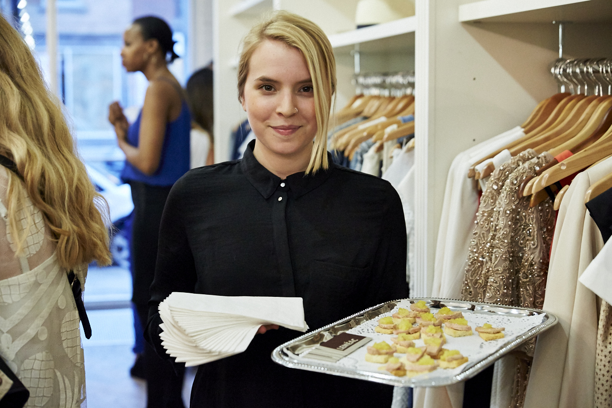 Alexa Chung pour AG Jeans s'invite chez Billie boutique et les filles capotent!