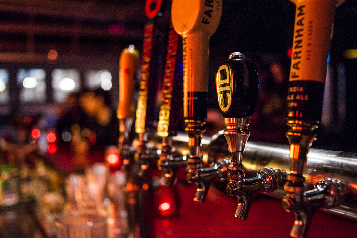 Le groupe Ponctuation offre un lancement weirdo pour son deuxième album