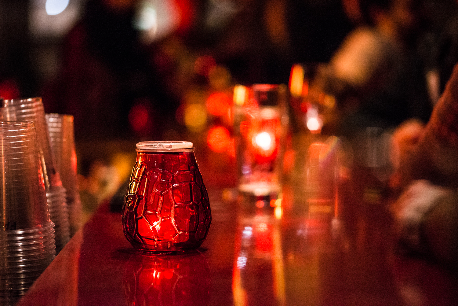 Le groupe Ponctuation offre un lancement weirdo pour son deuxième album