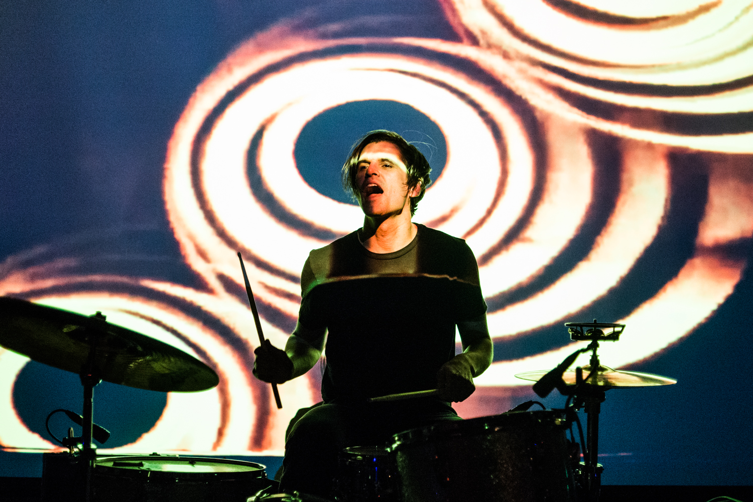 Le groupe Ponctuation offre un lancement weirdo pour son deuxième album