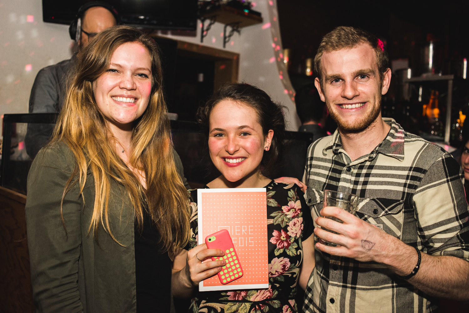 Lancement du magazine Culte dans une atmosphère de shooters de Schnapps et des premières fois