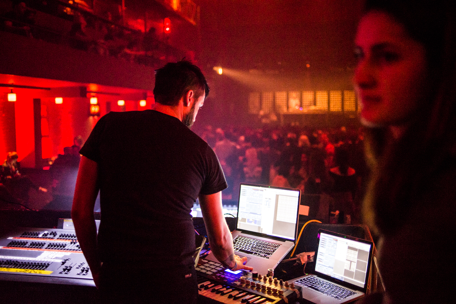 On comprend pourquoi le show de Loud Lary Ajust était sold-out au Club Soda