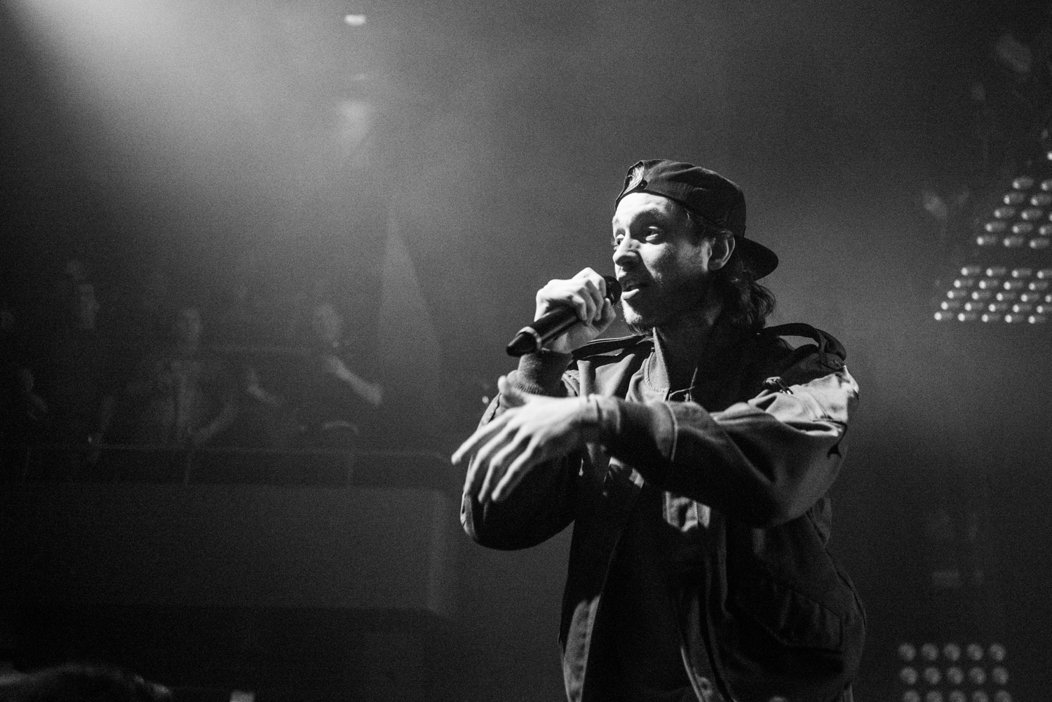 On comprend pourquoi le show de Loud Lary Ajust était sold-out au Club Soda