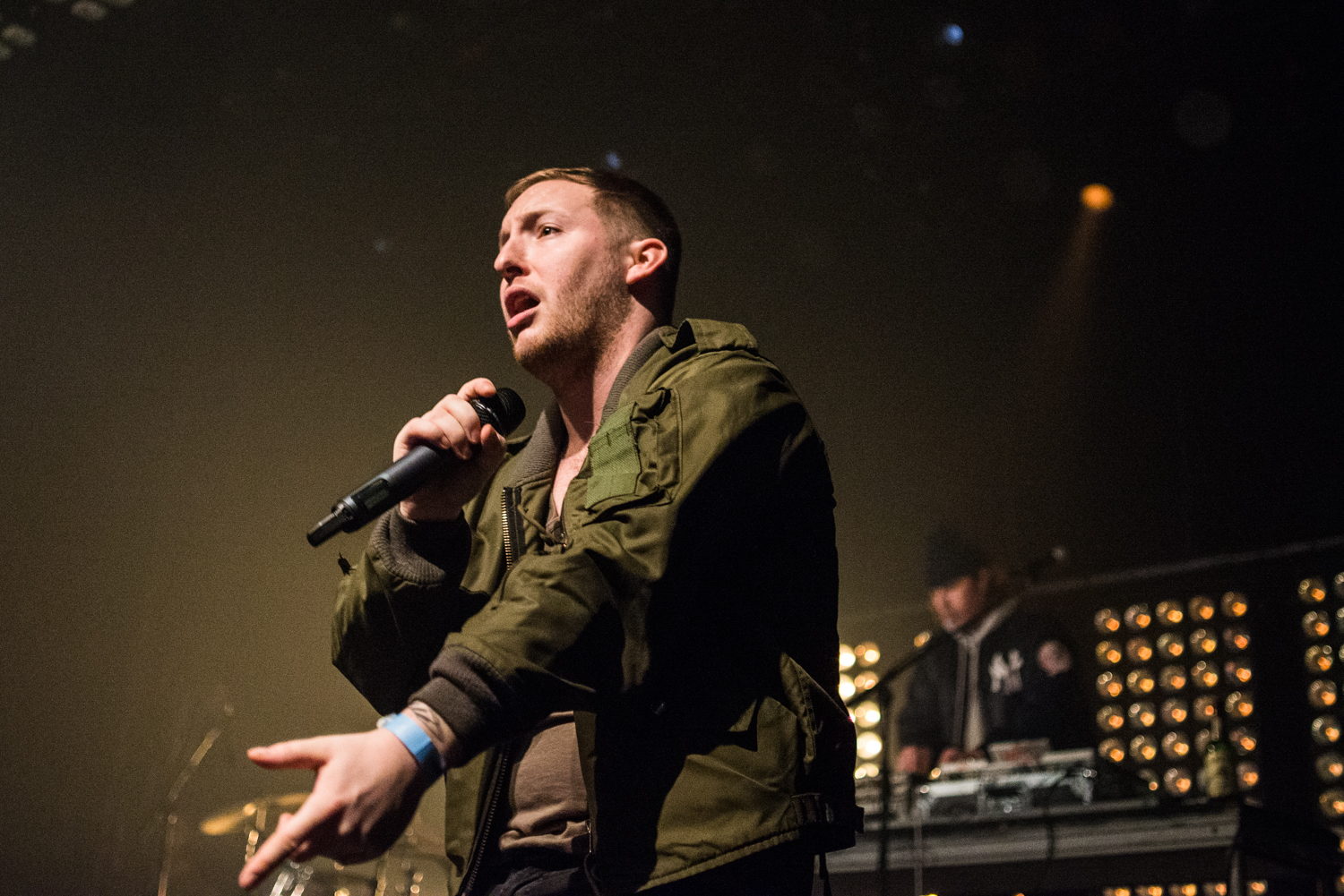 On comprend pourquoi le show de Loud Lary Ajust était sold-out au Club Soda