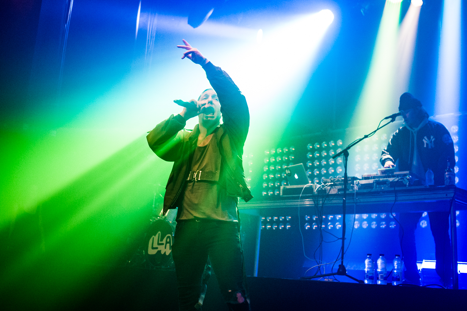 On comprend pourquoi le show de Loud Lary Ajust était sold-out au Club Soda