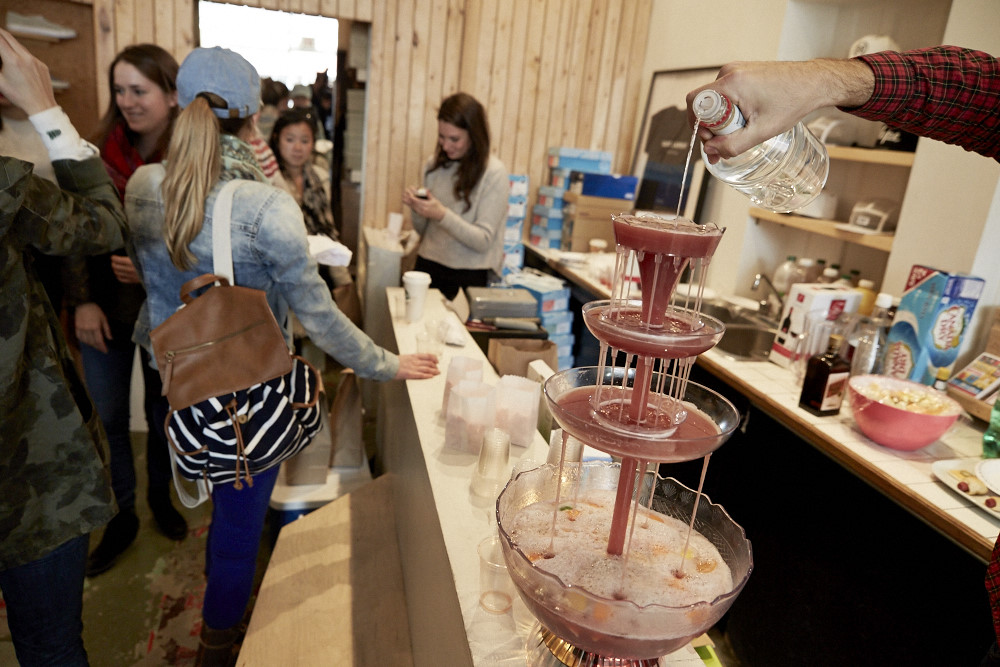 La nouvelle collection de la marque montréalaise De L'île débarque à la boutique Oxford!