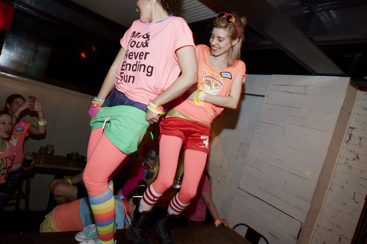 Un «bachelorette party» délirant débarque au Blind Pig pour faire la fête