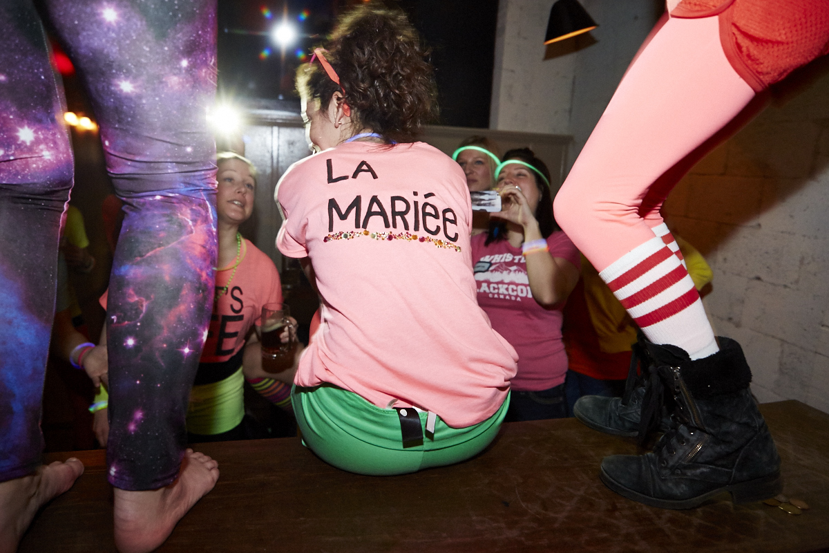 Un «bachelorette party» délirant débarque au Blind Pig pour faire la fête