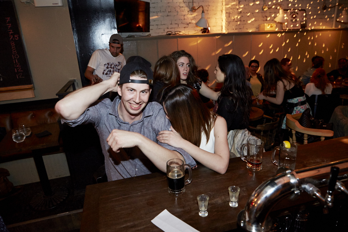 Un «bachelorette party» délirant débarque au Blind Pig pour faire la fête