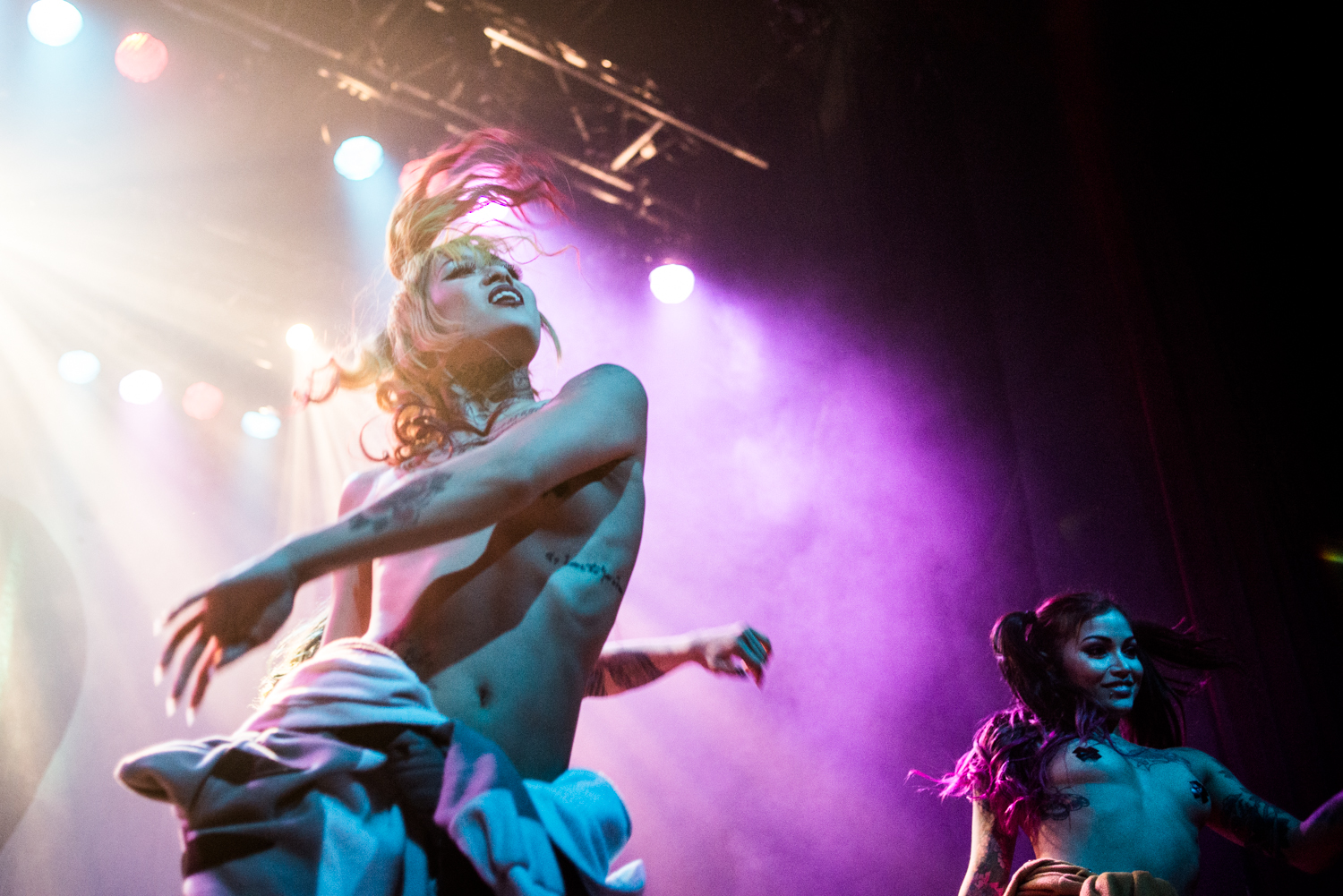 Le show burlesque des Suicide Girls nous laisse complètement bouche bée!