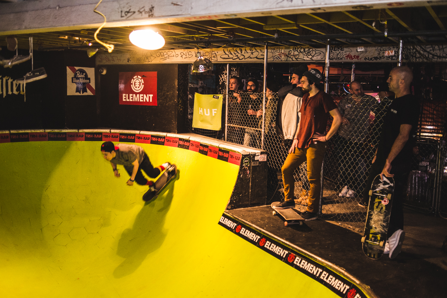 Skate, Pabst froide et poisson d'avril en direct du TRH-Bar