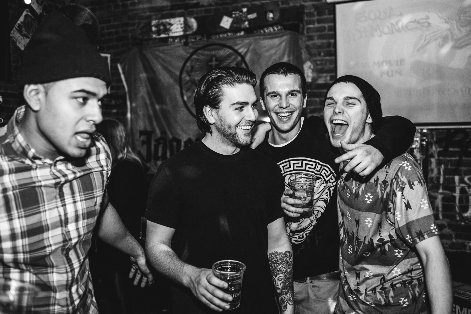 Skate, Pabst froide et poisson d'avril en direct du TRH-Bar