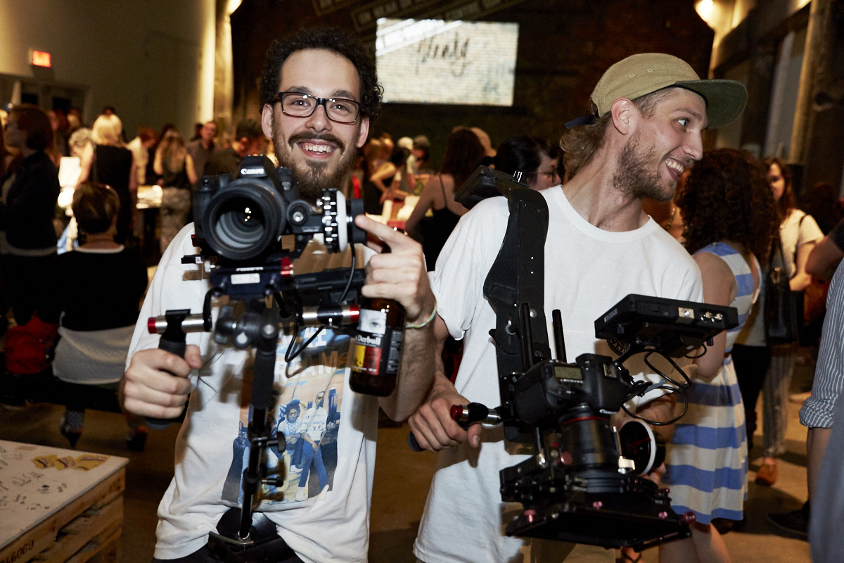 Les finissants en graphisme du Cégep Marie-Victorin exposent leurs œuvres à la Fonderie Darling