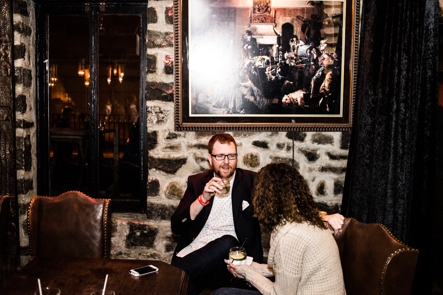 Genre de weird soirée pour les invités du Hendrick's Gin à l'Auberge Saint-Gabriel