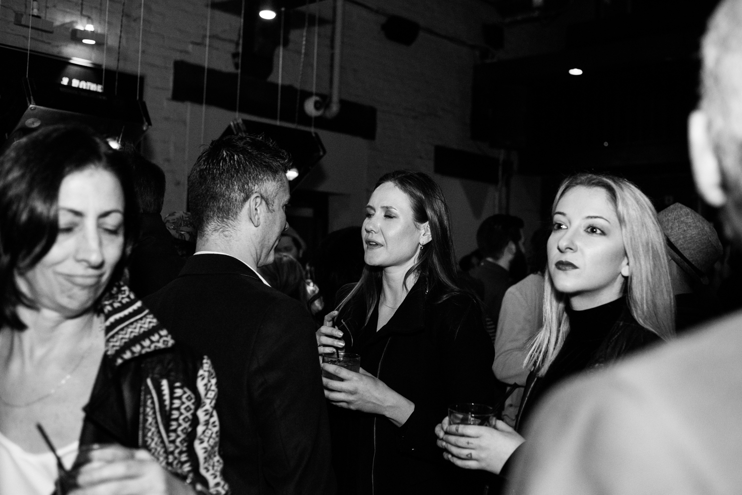 Genre de weird soirée pour les invités du Hendrick's Gin à l'Auberge Saint-Gabriel
