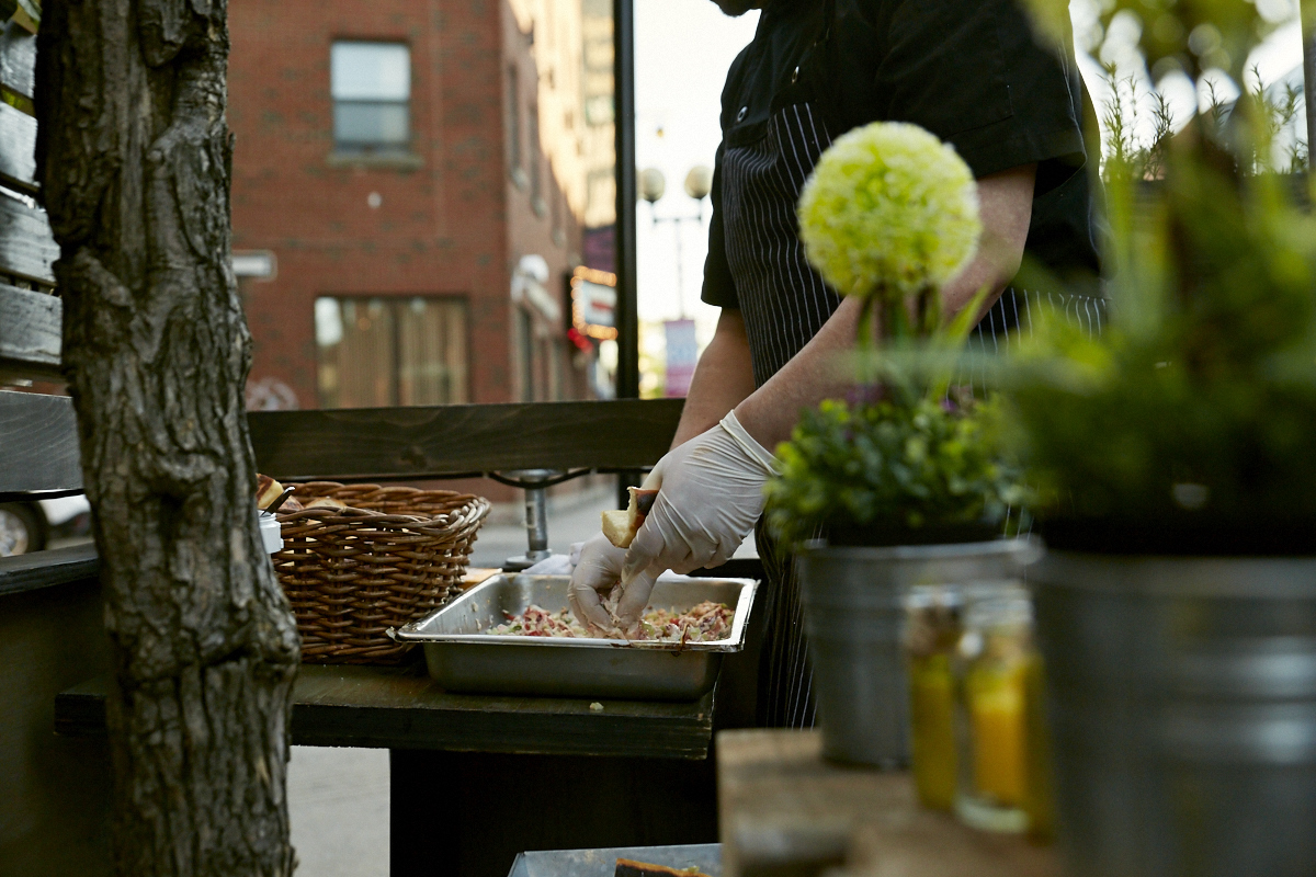Le Henri Saint-Henri met le paquet pour l'ouverture de sa terrasse