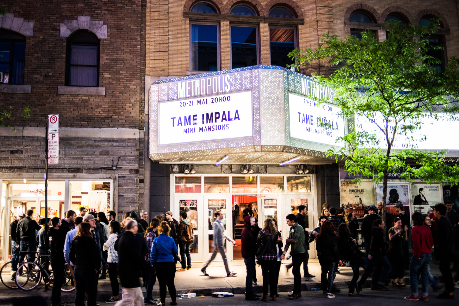 Tame Impala illumine la scène du Métropolis pour son show complètement cray