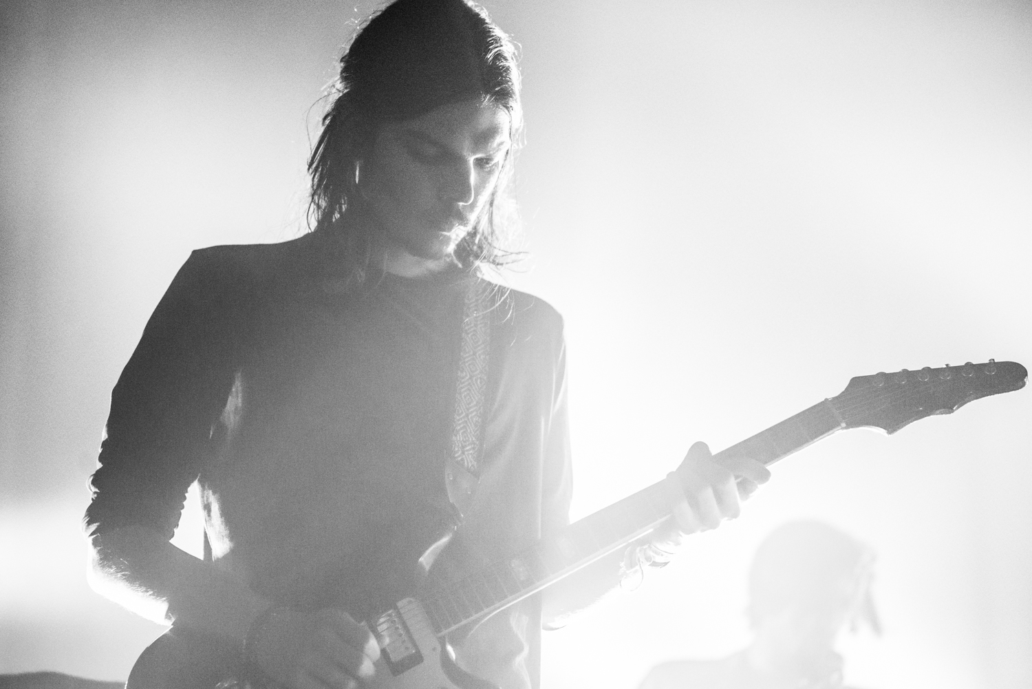 Tame Impala illumine la scène du Métropolis pour son show complètement cray