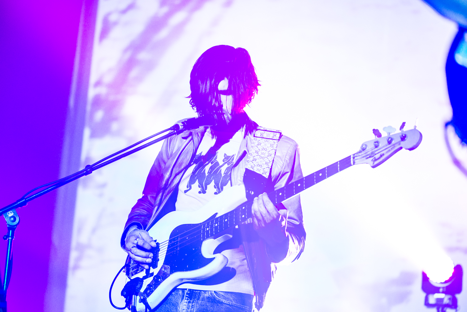 Tame Impala illumine la scène du Métropolis pour son show complètement cray