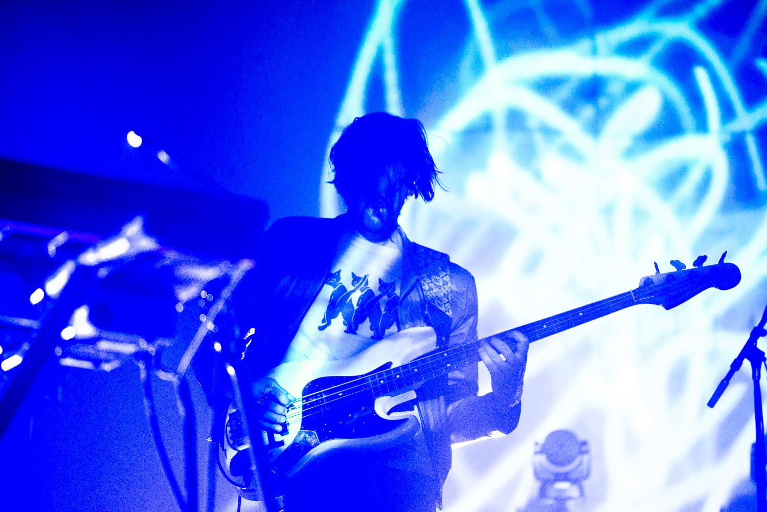 Tame Impala illumine la scène du Métropolis pour son show complètement cray
