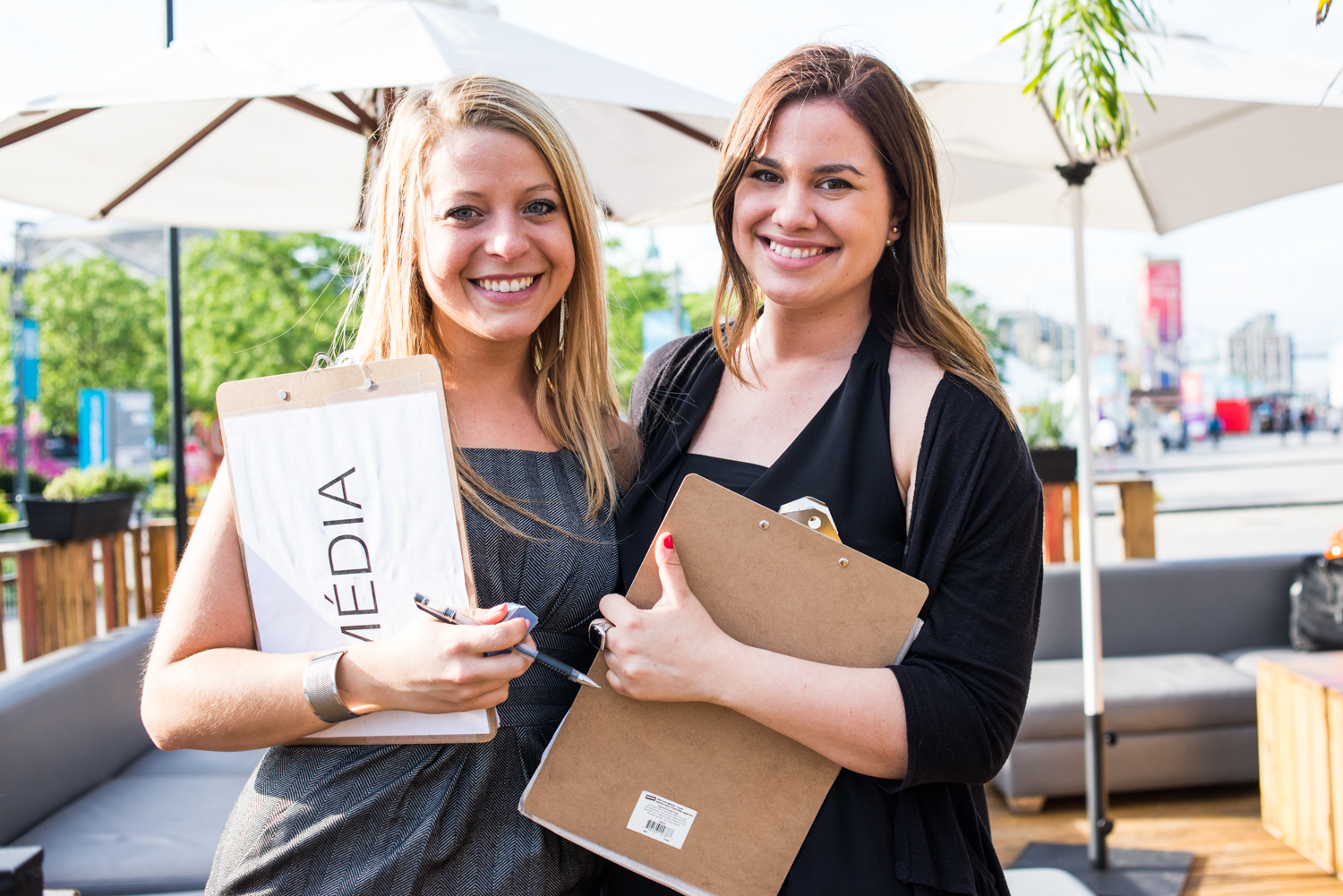 5@7 Oasis sous le soleil hier soir sur la terrasse de la Scéna!