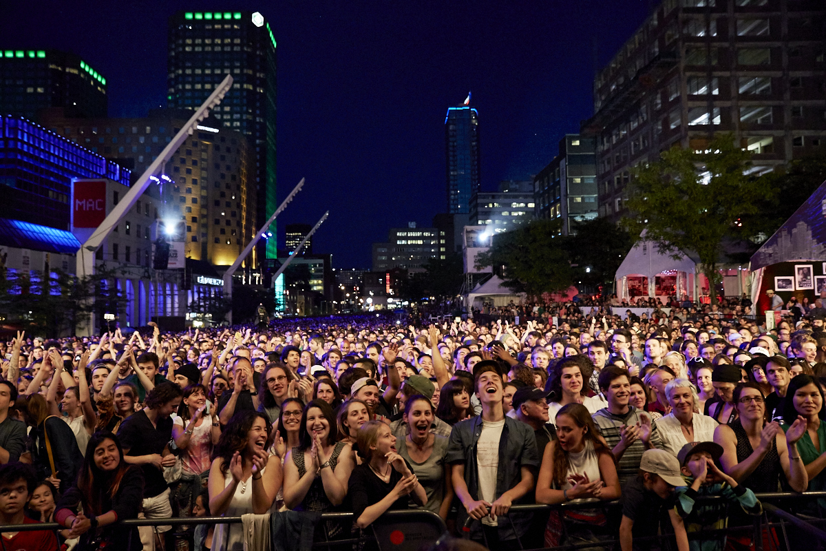 Le groupe Beirut offre un spectacle d'ouverture grandiose au Festival de Jazz de Montréal