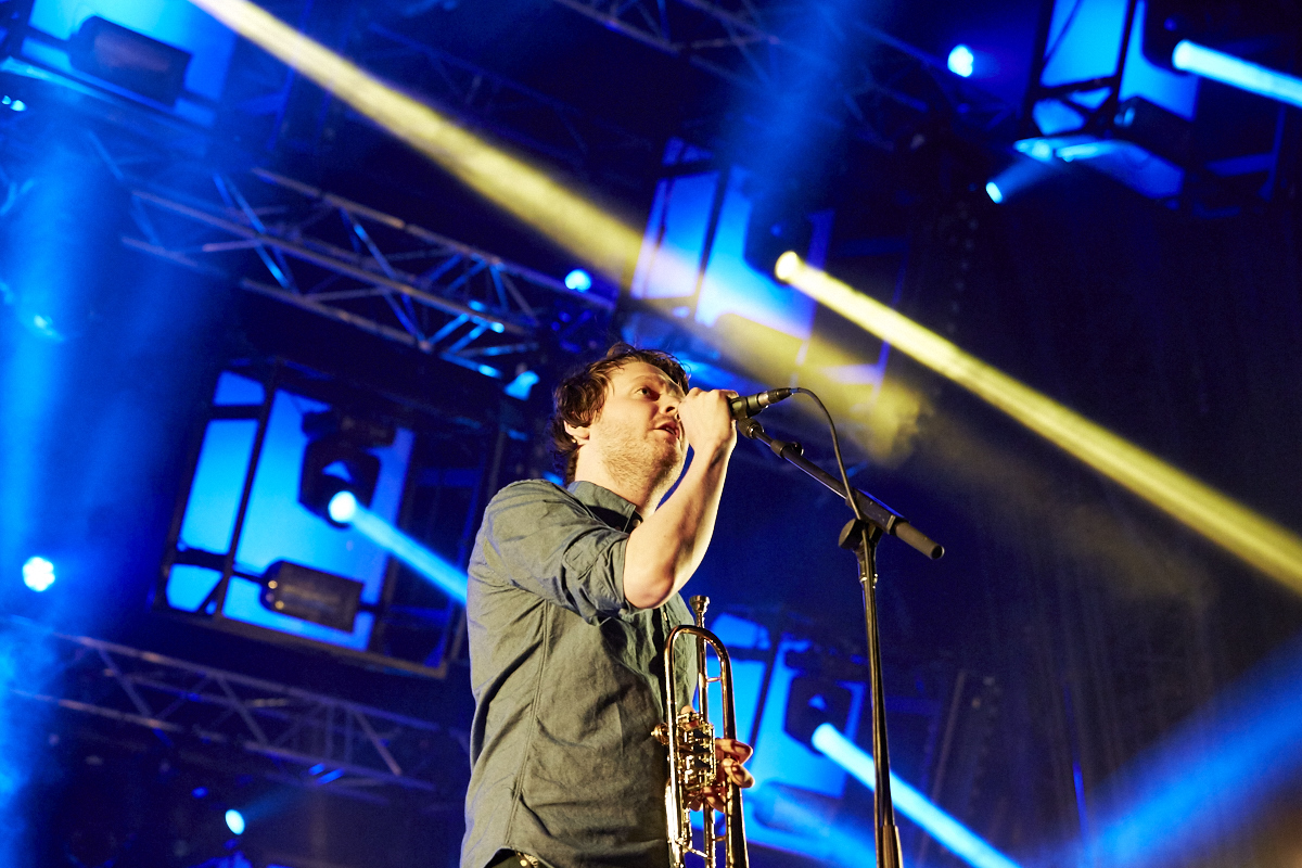 Le groupe Beirut offre un spectacle d'ouverture grandiose au Festival de Jazz de Montréal