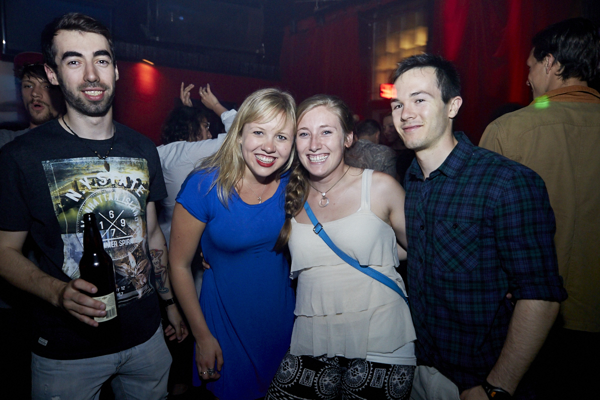 Pif Paf Hangover dans ta tronche pour le lancement du nouvel album Curry Love