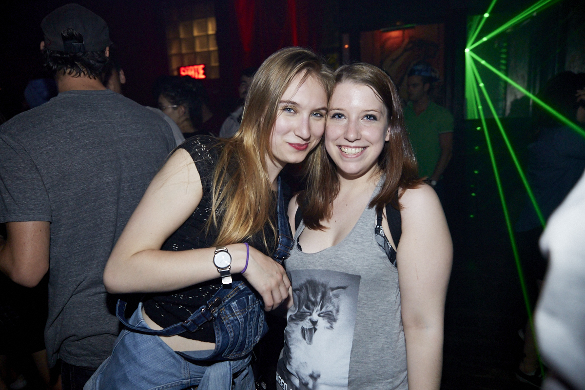 Pif Paf Hangover dans ta tronche pour le lancement du nouvel album Curry Love