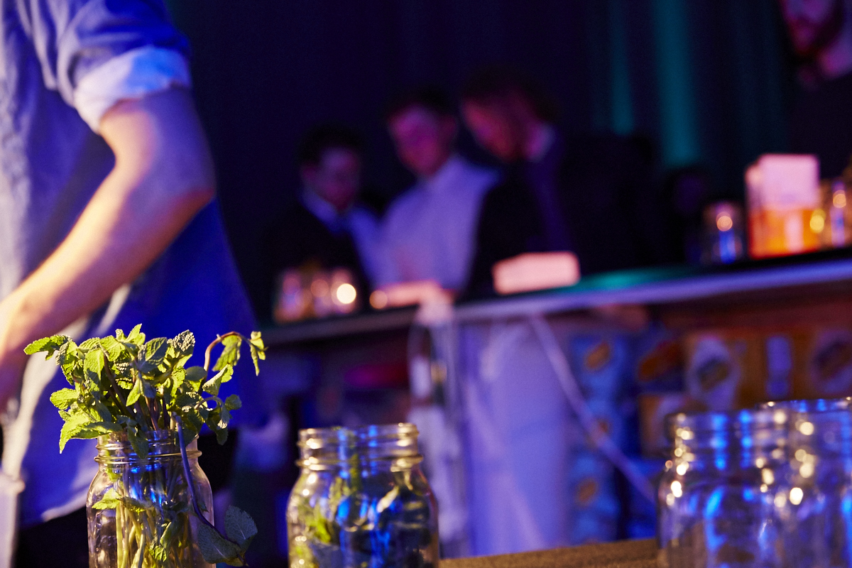 MASSIVart offre une soirée-bénéfice hypnotisante pour les 60 ans du magazine Vie des Arts