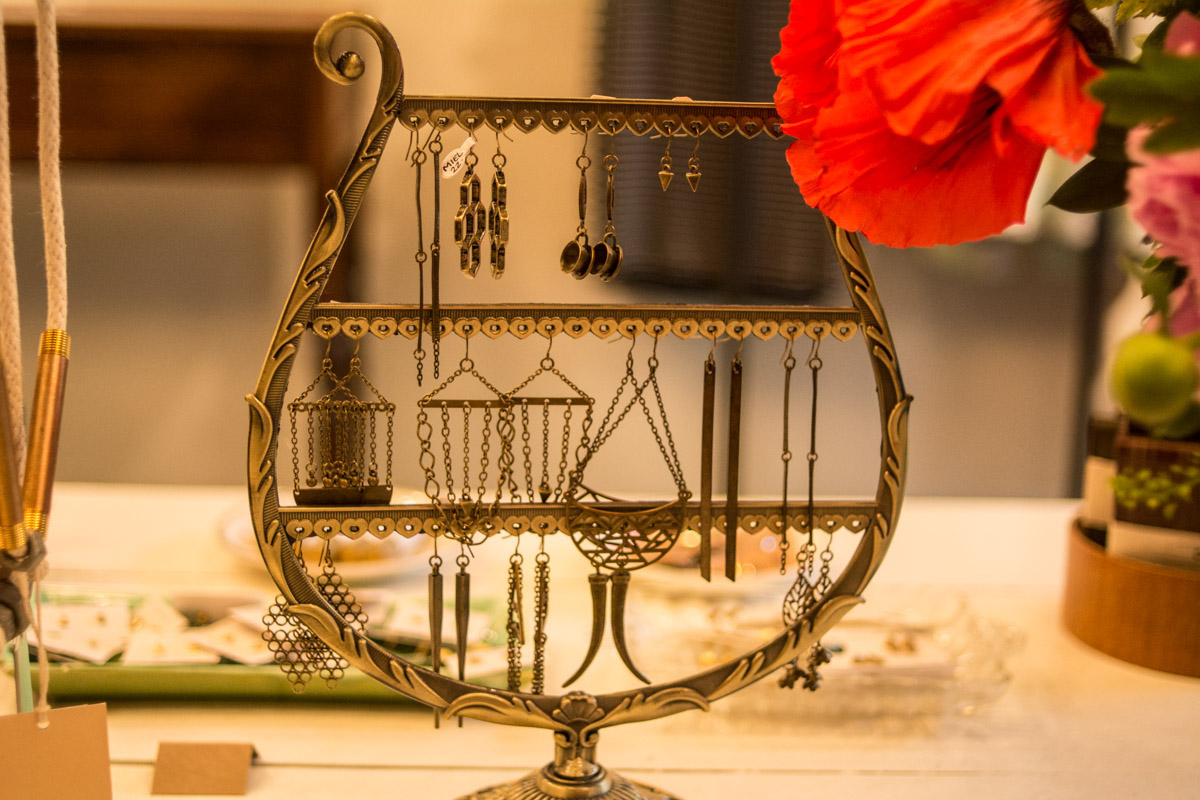 Garden Party à la boutique Général 54 pour célébrer l'arrivée de jolie lingerie et de parfums enivrants!