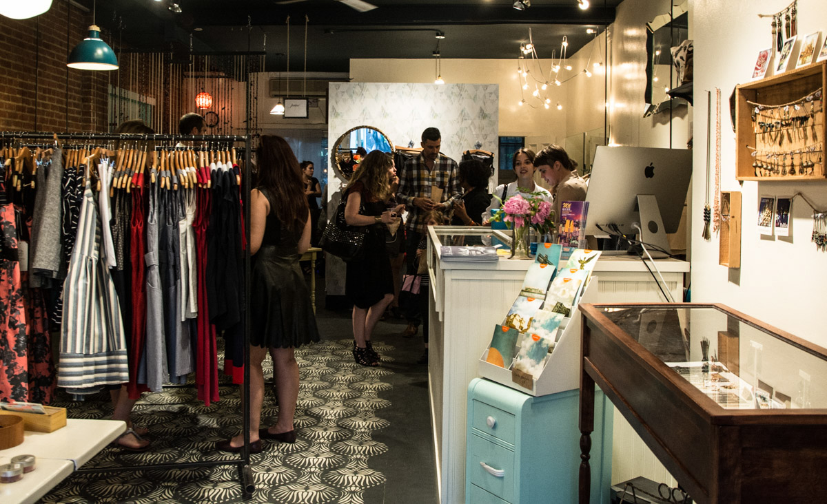 Garden Party à la boutique Général 54 pour célébrer l'arrivée de jolie lingerie et de parfums enivrants!